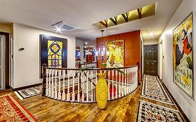 Neocolonial Nouveau Kensington